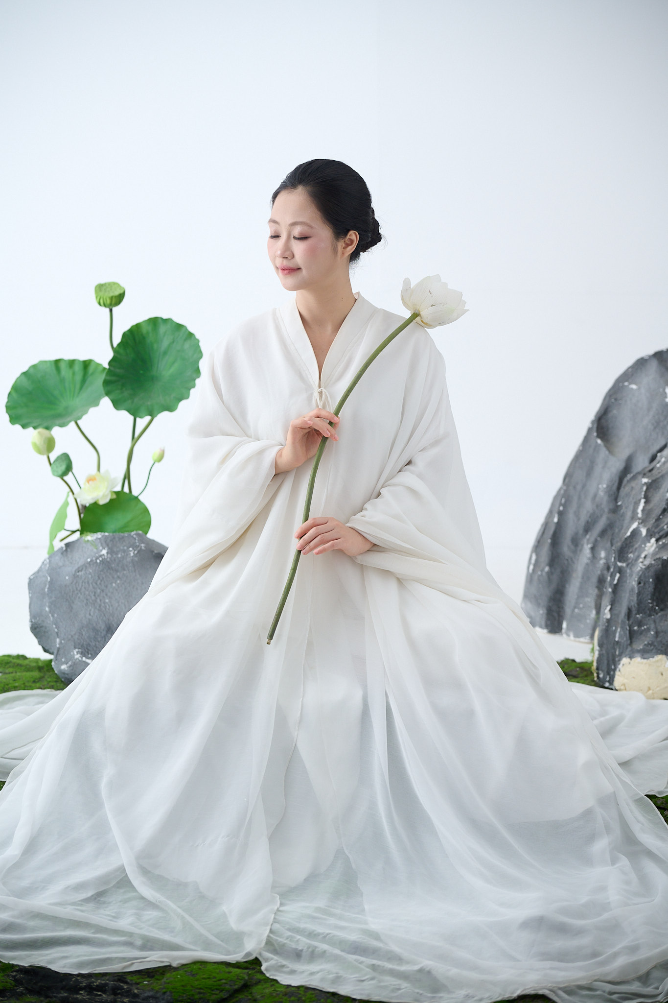Tác giả Linh Đan